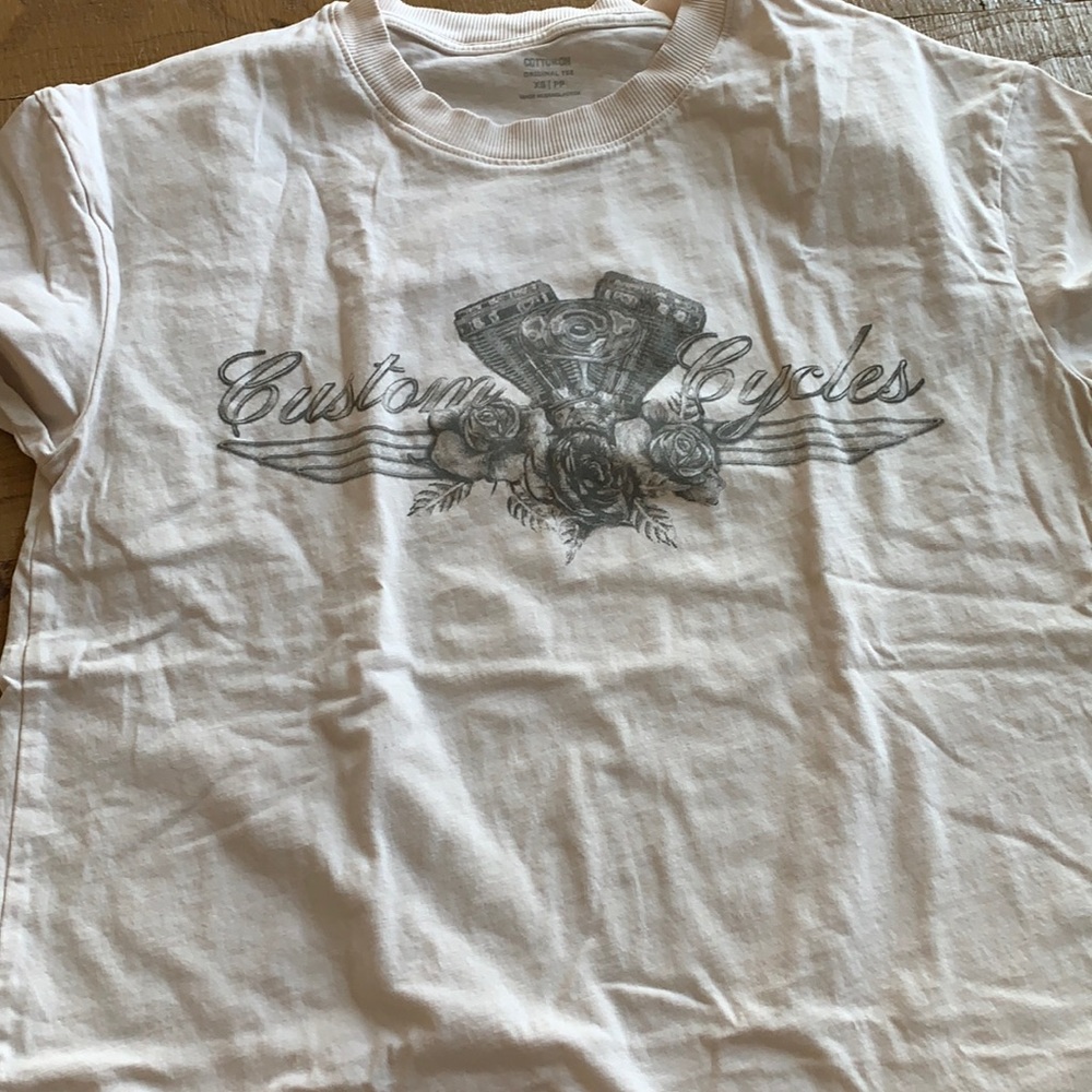 White cotton on T-shirt